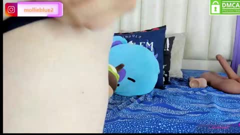 Hey Guys  Im Mollie online show from December 2024 04:38:02 PM