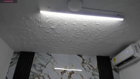 Hey Guys  Im Mollie online show from February 2026 11:53:02 AM