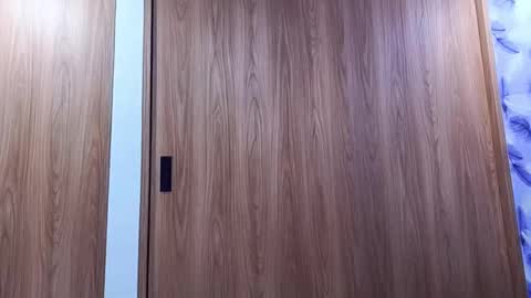 Molly online show from October 2025 07:12:01 PM