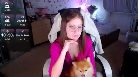 Molly Prvt is open online show from October 2025 04:55:01 AM