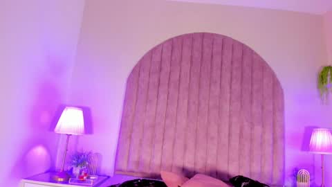 Molly Jackson online show from January 2025 01:02:02 PM