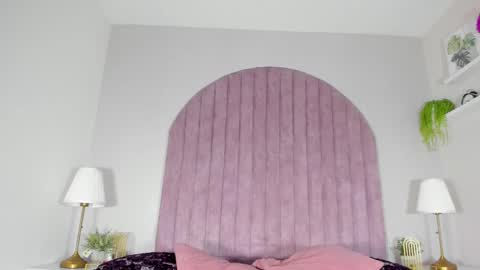 Molly Jackson online show from January 2025 12:27:01 PM