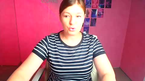Molly online show from July 2026 11:50:02 AM