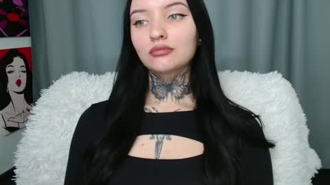 Lina online show from February 2025 09:36:02 AM