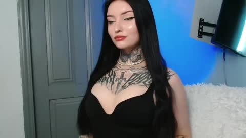 Lina online show from April 2026 09:23:01 AM