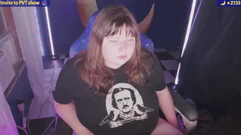 Snapshot of molly_moons chatting on September 2025 03:39:02 AM molly_moons online show from September 2025 03:39:02 AM