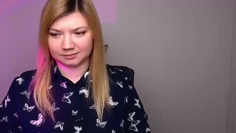 Molly online show from February 2025 12:22:02 PM