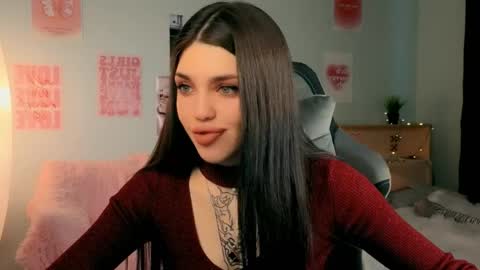 Molly online show from April 2026 04:32:02 AM