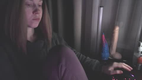 I have new photos come and see with love Molly online show from January 2025 05:05:01 AM