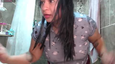 Molly online show from November 2025 06:46:02 AM