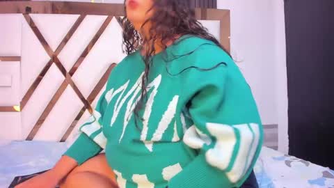 Yuli online show from June 2026 01:43:02 AM