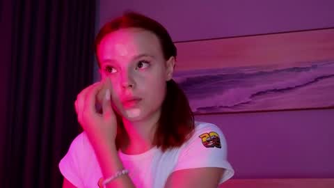 Molly online show from May 2026 12:41:02 AM
