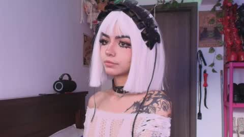 mollycrystalll online show from February 2026 12:59:02 PM