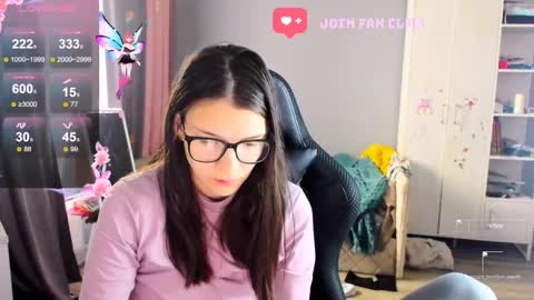  KIRA  online show from October 2025 06:22:02 AM