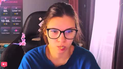  KIRA  online show from January 2026 06:41:02 AM