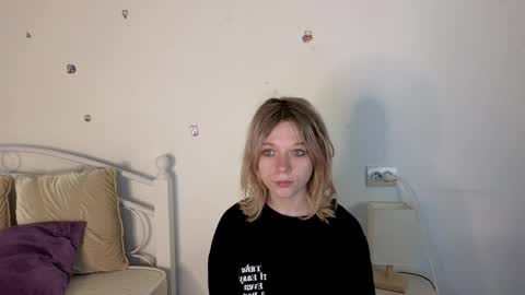 mollysally online show from April 2026 04:32:01 AM