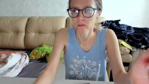 AngelMomm online show from February 2025 05:38:01 AM