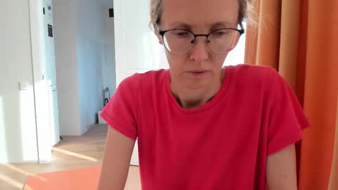 Snapshot of mollystory chatting on September 2025 05:09:02 AM AngelMomm online show from September 2025 05:09:02 AM