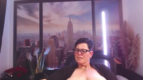 MollySun Nina Randmann online show from September 2025 04:23:02 PM