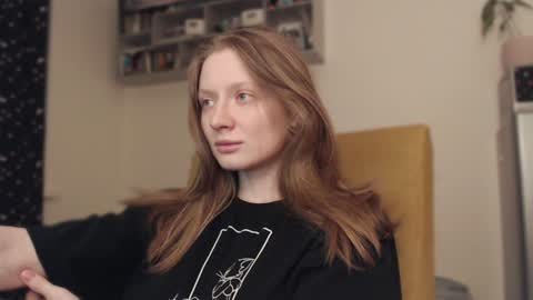 Snapshot of mollytucker chatting on January 2025 02:14:02 PM mollytucker online show from January 2025 02:14:02 PM