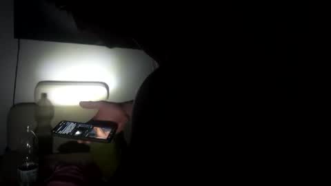 Snapshot of molnaratti14 chatting on March 2025 04:14:01 PM Oszkr online show from March 2025 04:14:01 PM