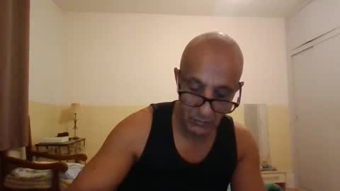 Snapshot of moment71200 chatting on November 2025 10:54:02 AM moment71200 online show from November 2025 10:54:02 AM