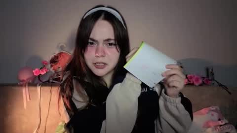 Momo online show from March 2026 03:41:01 PM