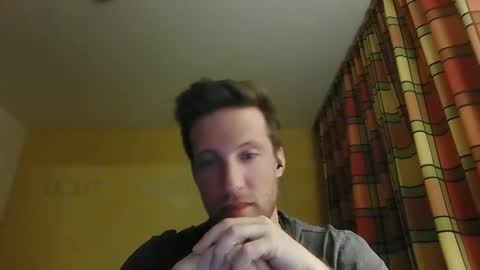 Snapshot of moms_little_monster chatting on December 2024 09:02:01 PM moms_little_monster online show from December 2024 09:02:01 PM