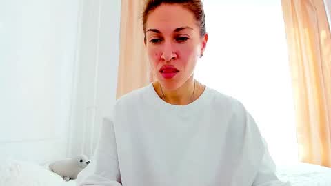 Mona online show from February 2025 07:09:01 AM