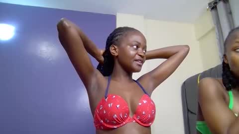 Mona online show from October 2025 05:25:01 AM