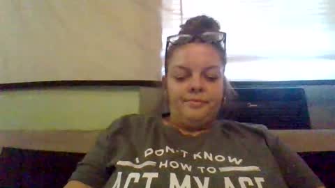 monamakeumoana88 online show from April 2026 08:23:01 PM