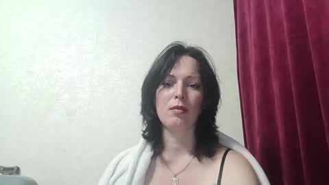 Snapshot of moncheriex chatting on June 2026 08:10:02 PM Arina online show from June 2026 08:10:02 PM