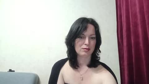 Snapshot of moncheriex chatting on June 2026 08:03:01 PM Arina online show from June 2026 08:03:01 PM