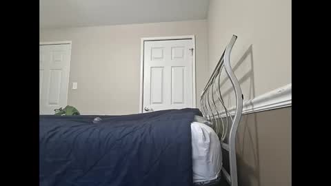 moneyboysaveg584 online show from April 2026 02:01:02 PM