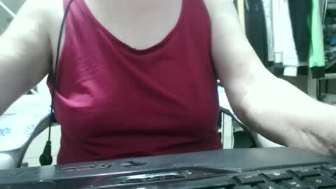 moni60 online show from November 2025 12:49:01 PM