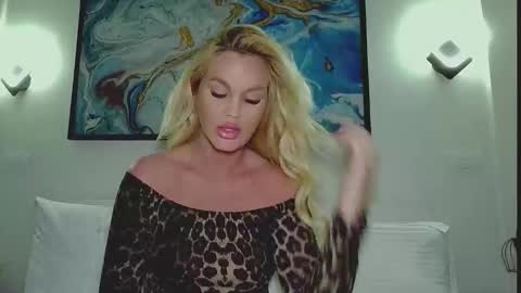 Monica online show from April 2026 03:29:02 AM