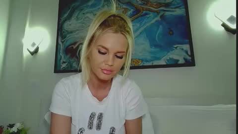 Monica online show from June 2026 03:33:01 AM