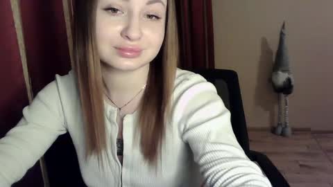 Snapshot of monica_211 chatting on February 2025 12:39:01 AM monica_211 online show from February 2025 12:39:01 AM