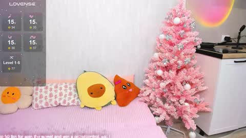 Monica online show from December 2025 01:39:02 PM