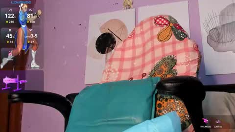 Snapshot of monica_collins chatting on October 2025 05:43:02 AM moni online show from October 2025 05:43:02 AM