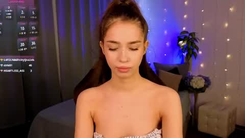 Snapshot of monica_venom chatting on June 2026 01:54:02 PM Hi Im Monica online show from June 2026 01:54:02 PM
