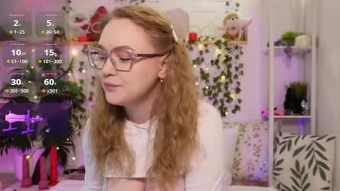 monicaasis online show from November 2025 05:40:02 PM