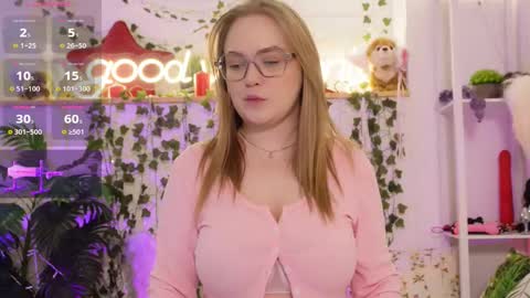 monicaasis online show from February 2026 06:14:01 PM