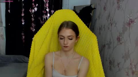 MonicaGold online show from November 2025 03:58:01 PM