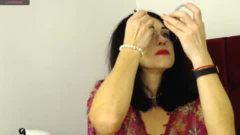 Snapshot of monicaluxxx chatting on November 2025 11:40:02 AM monicaluxxx online show from November 2025 11:40:02 AM