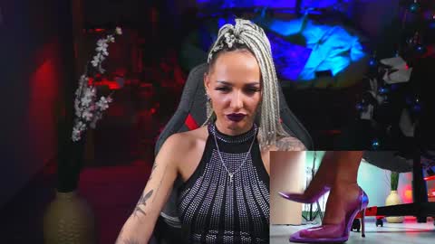 Monika online show from January 2025 12:06:02 PM