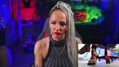 Monika online show from January 2025 12:28:02 PM