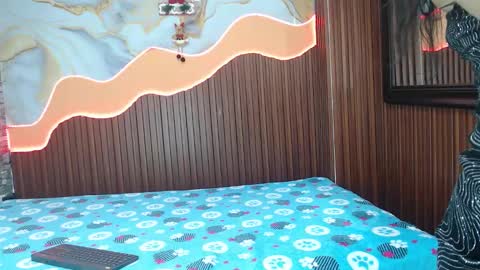 Snapshot of monicamoon303av chatting on December 2025 12:35:02 PM monicamoon303av online show from December 2025 12:35:02 PM