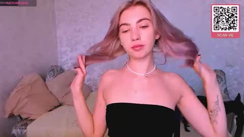 monicamoonlight online show from September 2025 08:06:01 AM