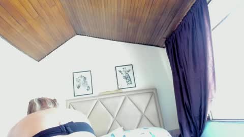 Mony online show from April 2026 07:07:02 PM